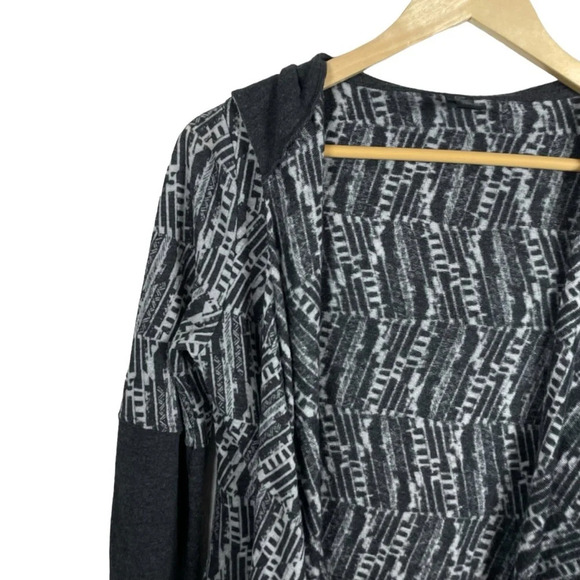 Prana Graceful Open Wrap Hooded Moonrock Cardigan in Grey Size S - Picture 8 of 12